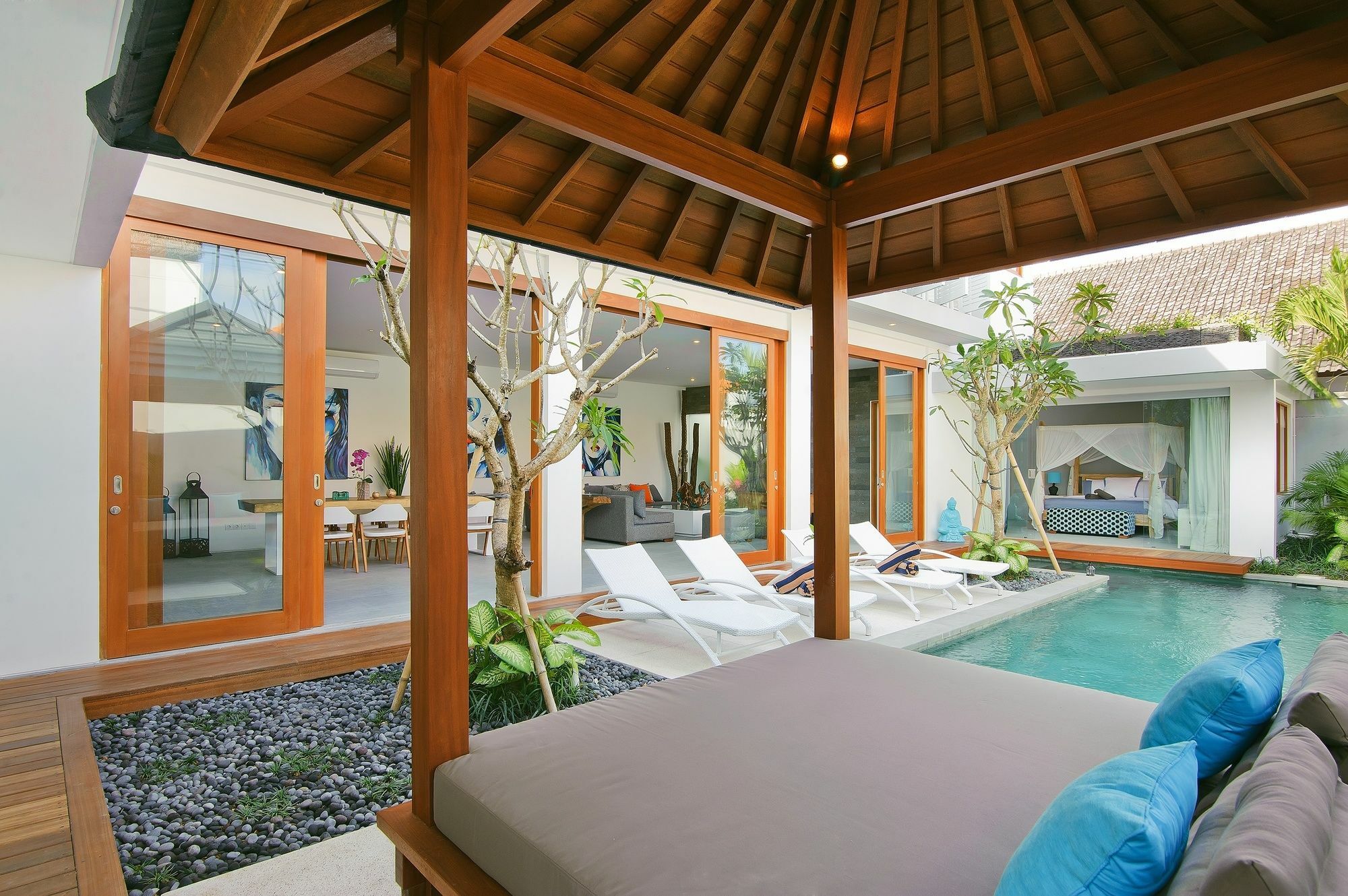 Villa Como Close To Finns Beach Club Кута Екстер'єр фото